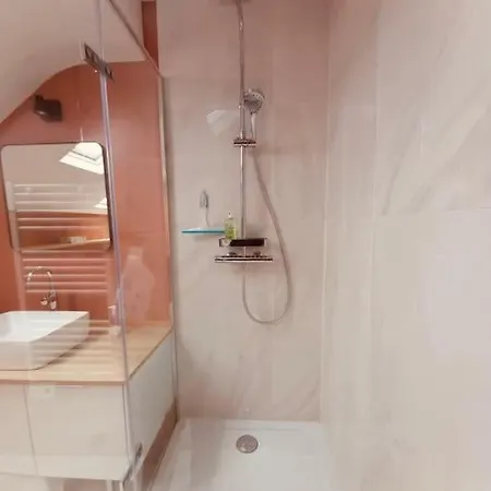 & Marche - Quartier De Gaulle Apartamento *